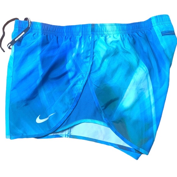 NIKE Dry-Fit Running Shorts size M - Picture 3 of 10